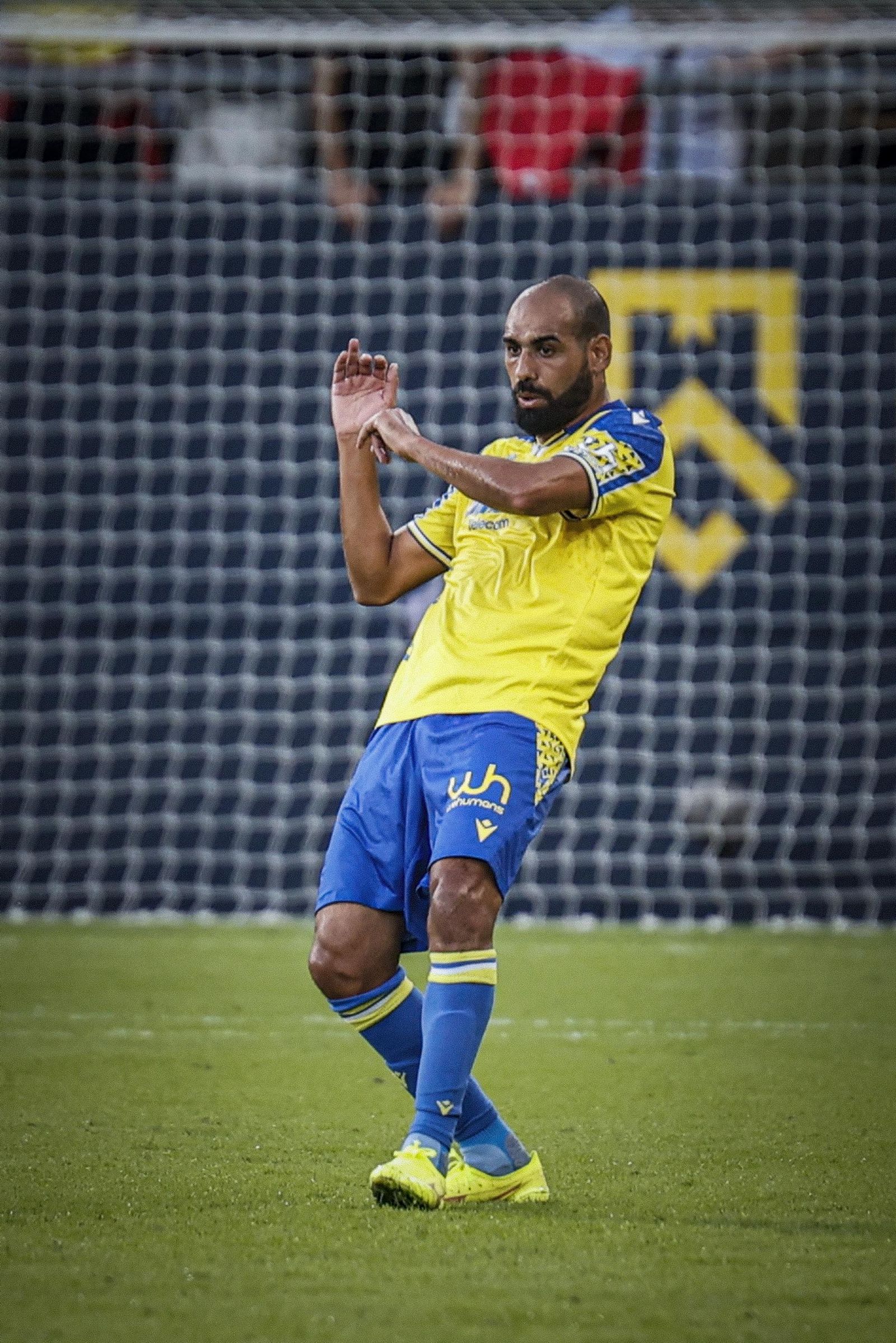 Búscate entre las imágenes del partido de fútbol entre Cádiz CF y Córdoba CF