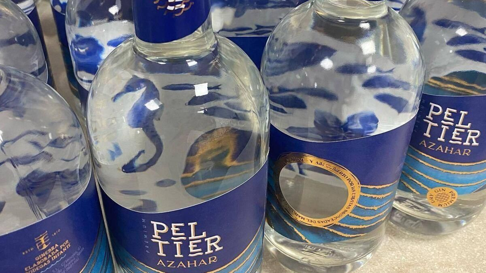 Una bodega de Huelva lanza al mercado una ginebra con aroma de Azahar