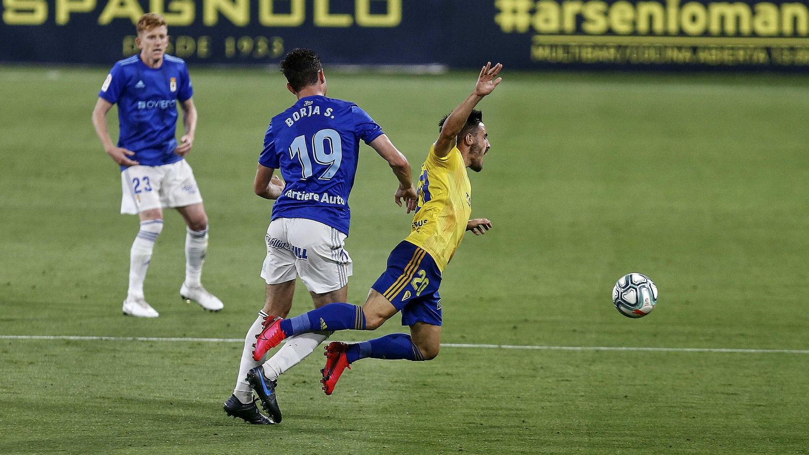 Las imágenes del Cádiz-Oviedo