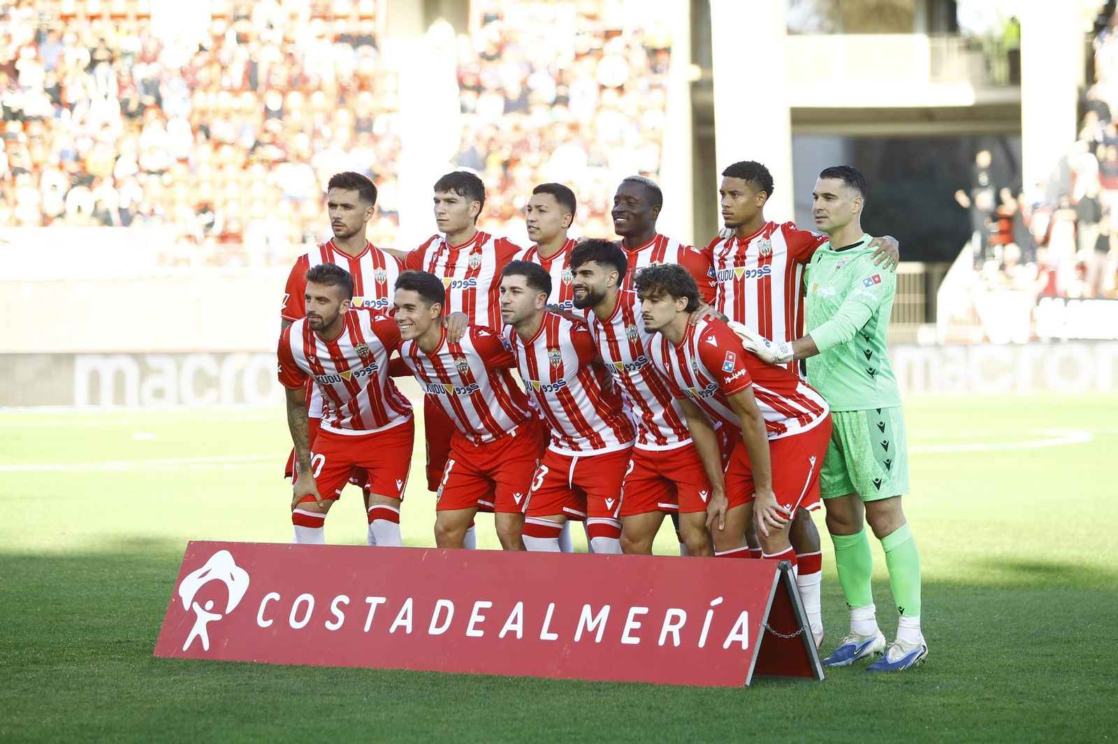 El partido U.D. Almería-Cádiz C.F. en imágenes