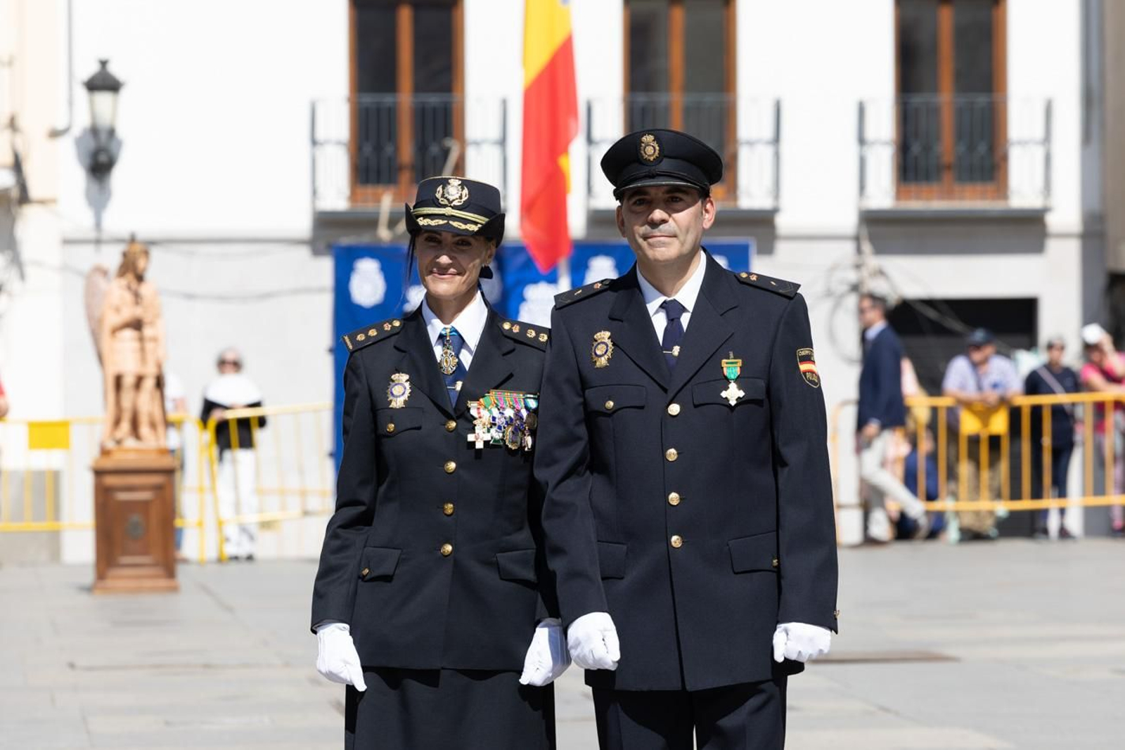 Acto por el día de la Policía Nacional, con motivo de la festividad los Santos Ángeles Custodios