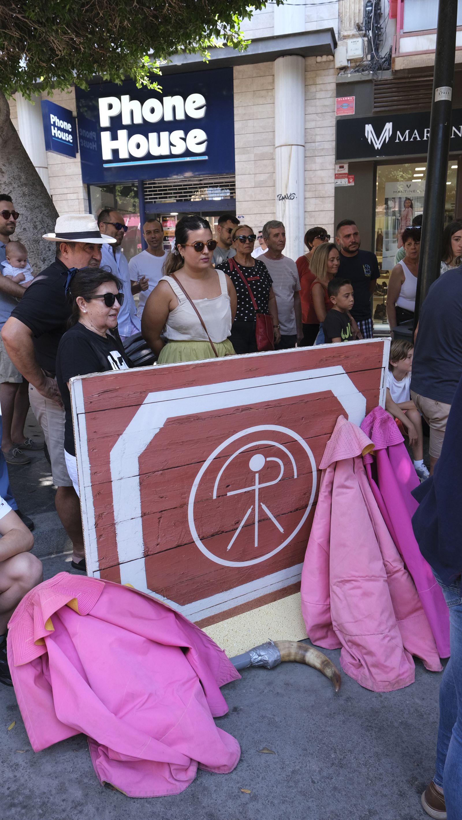 Imágenes de la exhibición de toreo de salón por la Escuela Taurina de Almería, en la Feria de Almería 2022