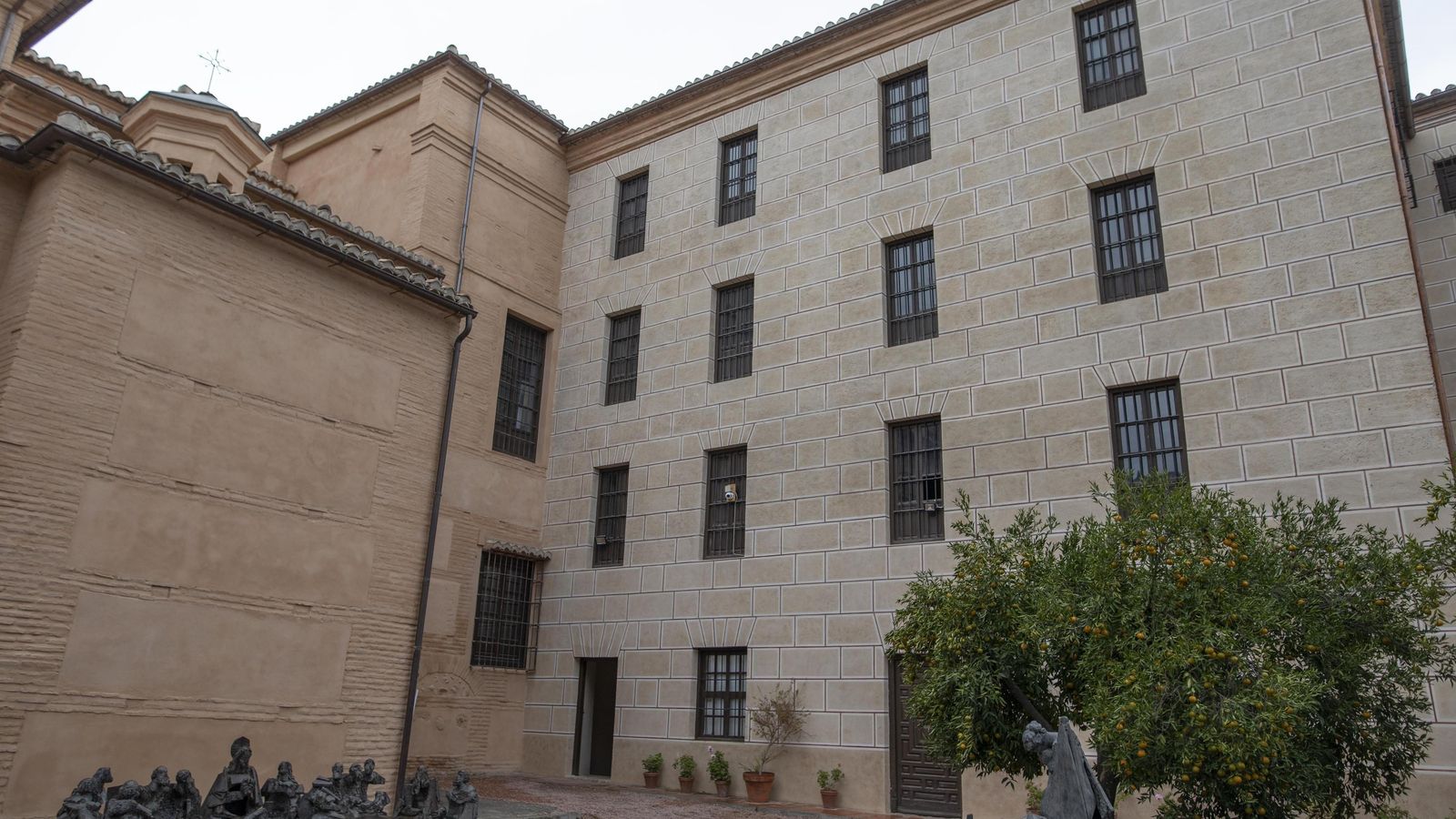 Fachada interior recuperada.