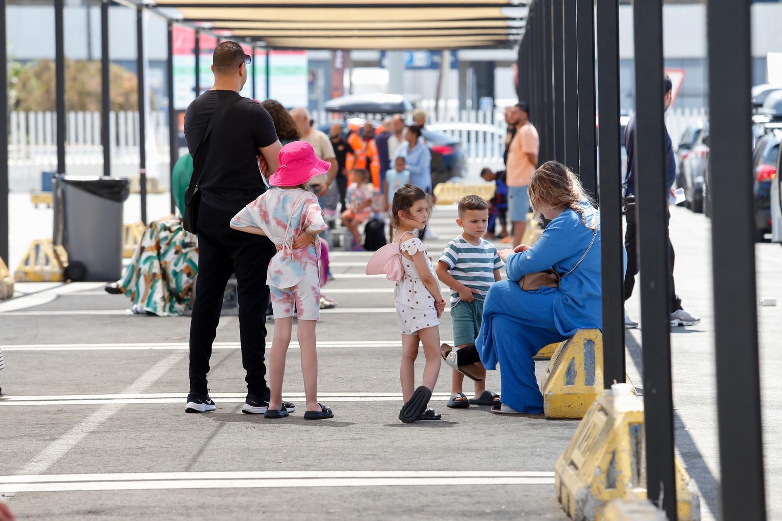 El intenso sábado en la Operación Paso del Estrecho en Algeciras, en imágenes