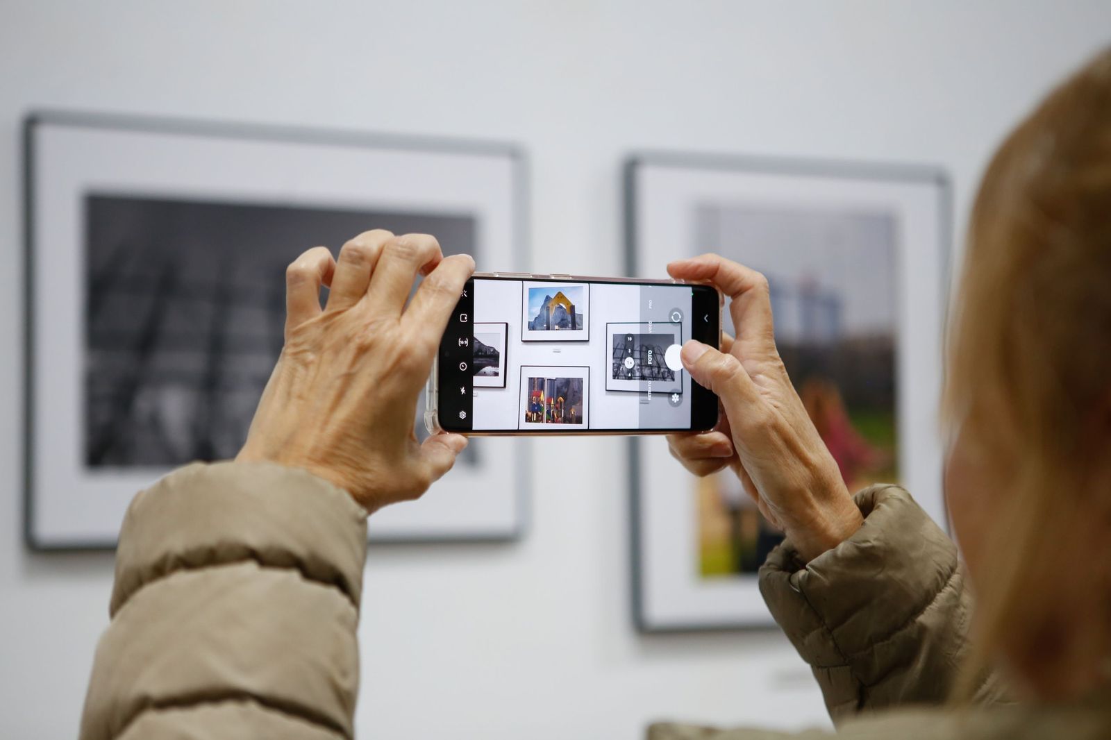 Fotos de la exposición de Infocus sobre la Verja de Gibraltar