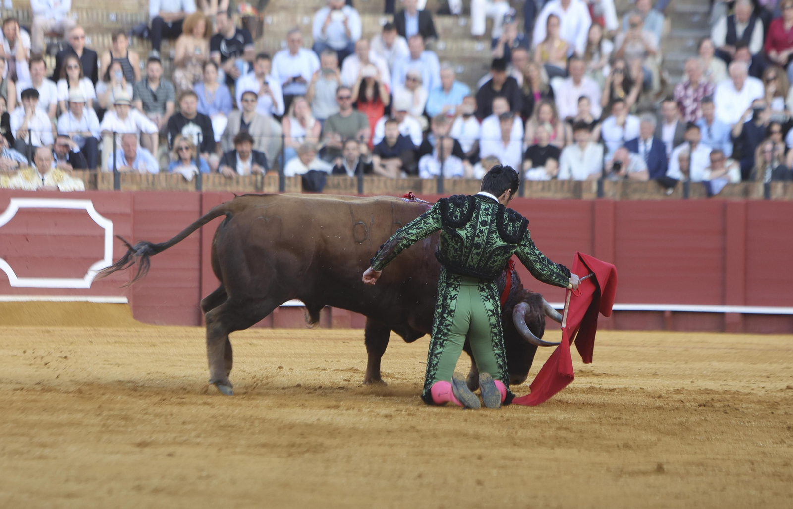 Las mejores fotos de la corrida de toros de Miguel Ángel Perera, Paco Ureña y Borja Jiménez