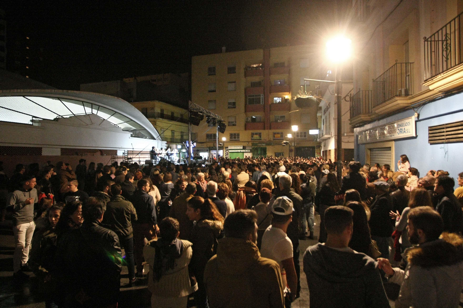 Imágenes de una noche de lujo en Algeciras