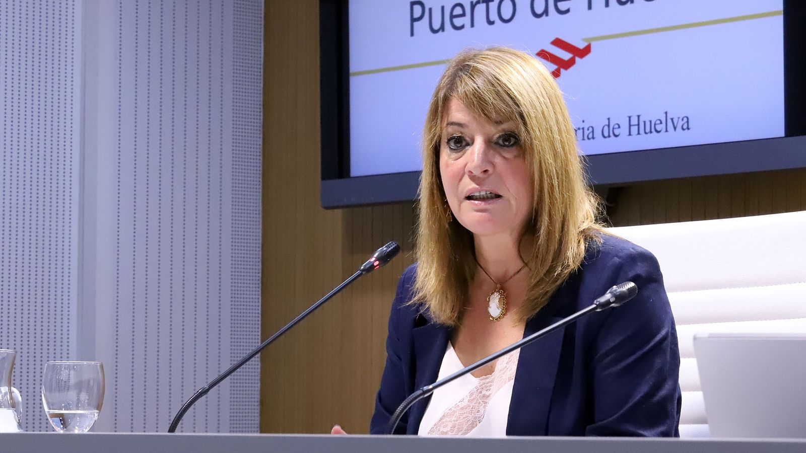 Pilar Miranda durante la presentación del balance de la Autoridad Portuaria.