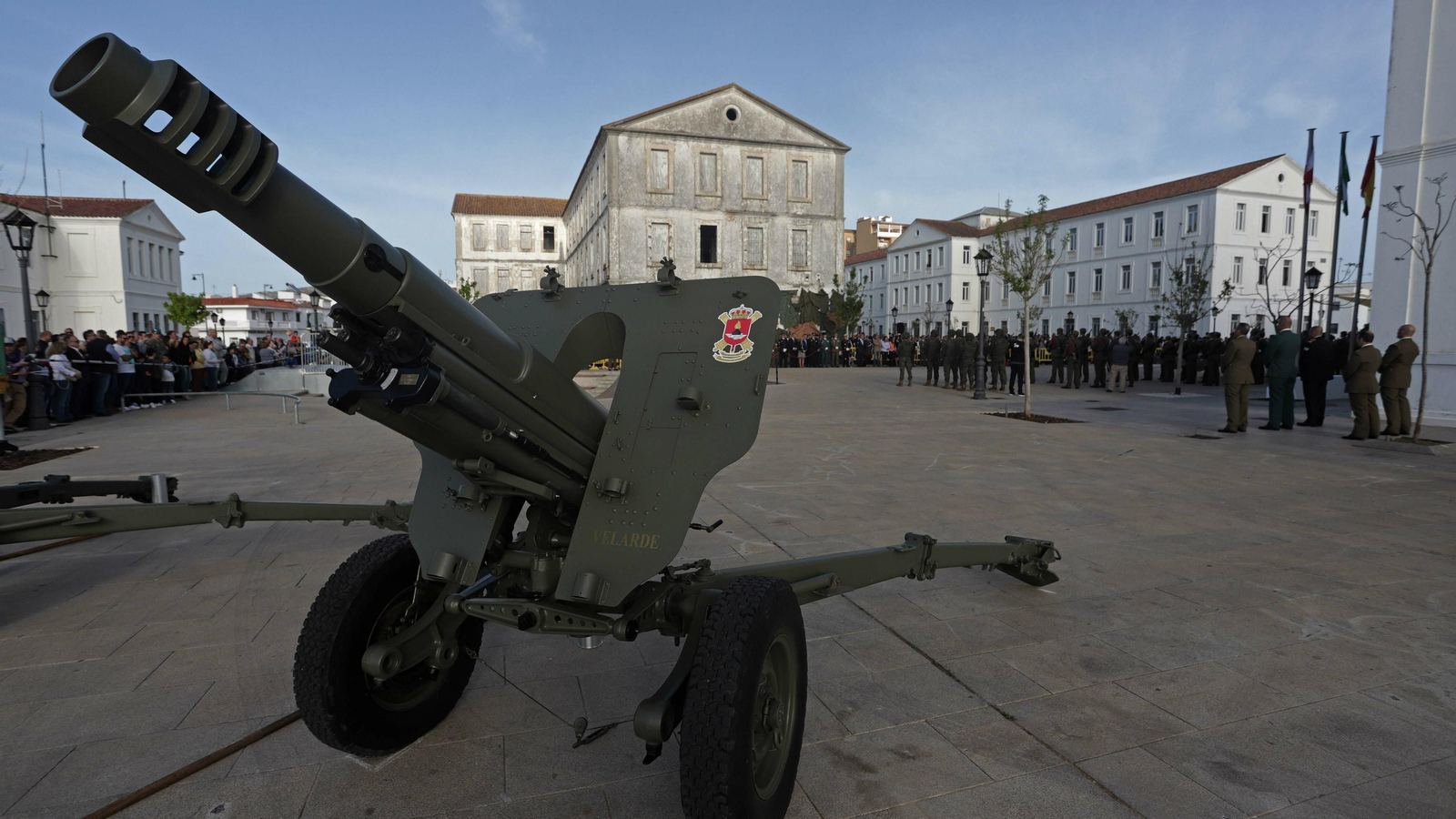 Las mejores fotos del desfile militar del Dos de Mayo en San Roque
