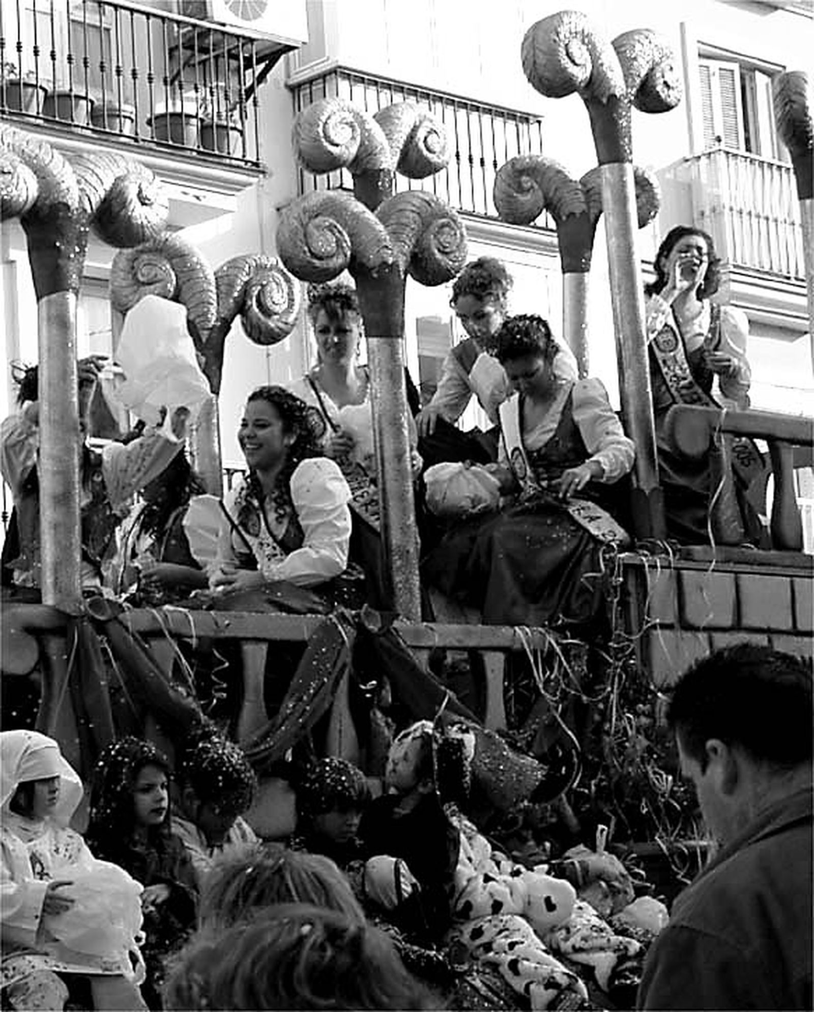 Las colombinas del Carnaval de San Fernando en la Cabalgata de 2006