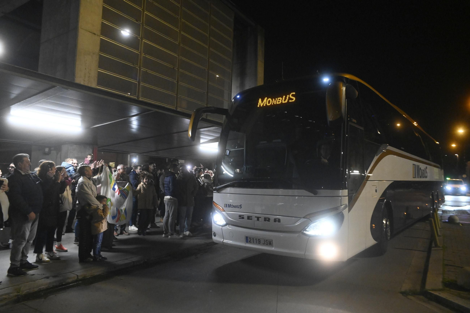Emoción en la llegada a Córdoba de los soldados de la Brigada de Cerro Muriano desde Letonia