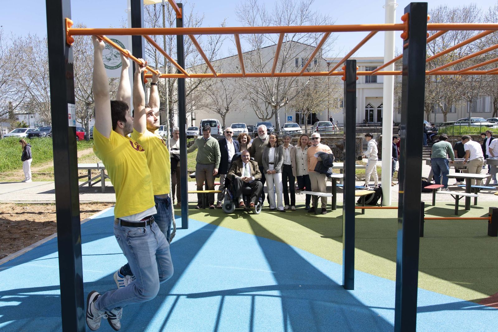 El parque de calistenia del Campus de Rabanales, en imágenes