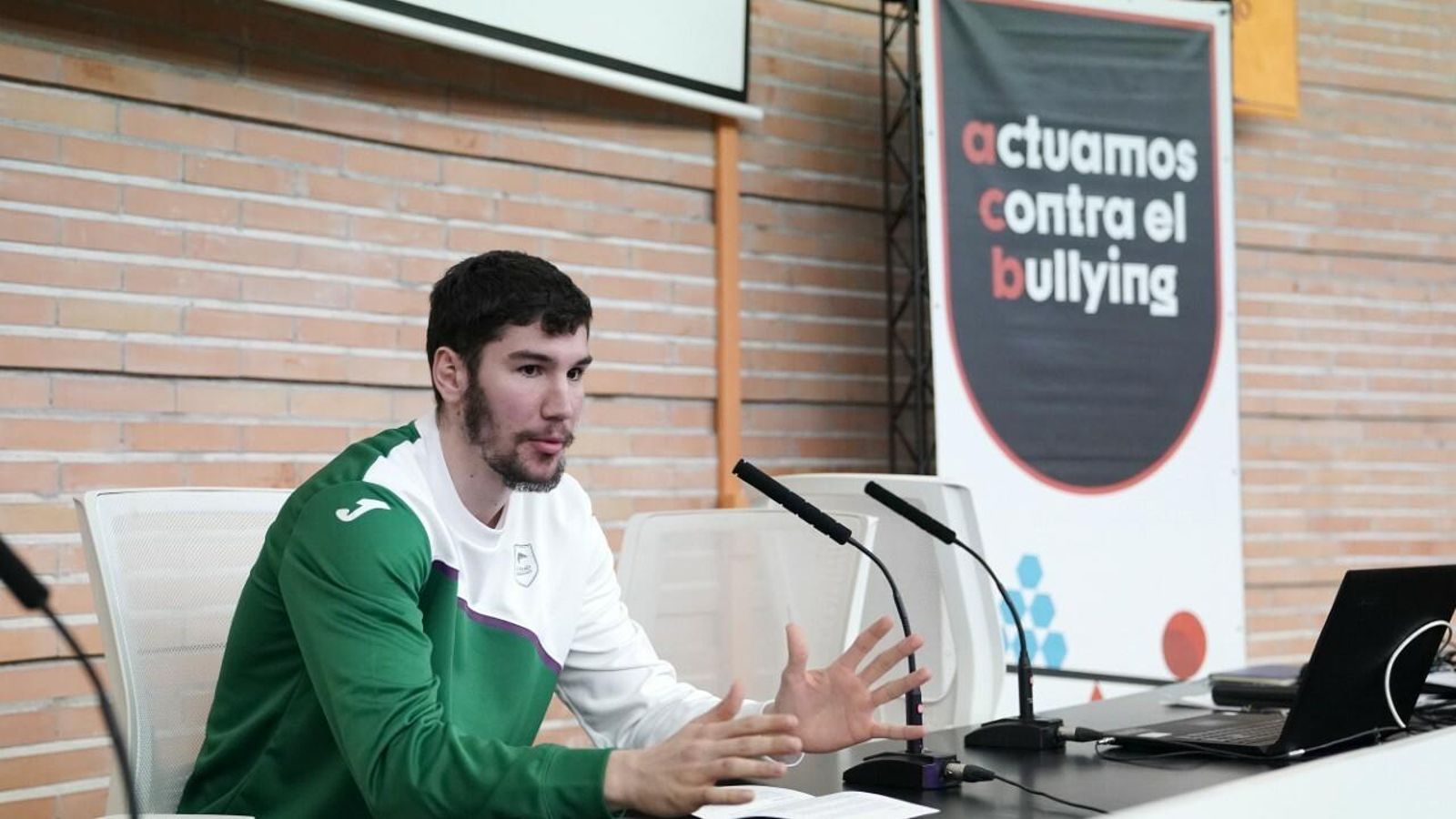 Darío Brizuela, en su alocución.