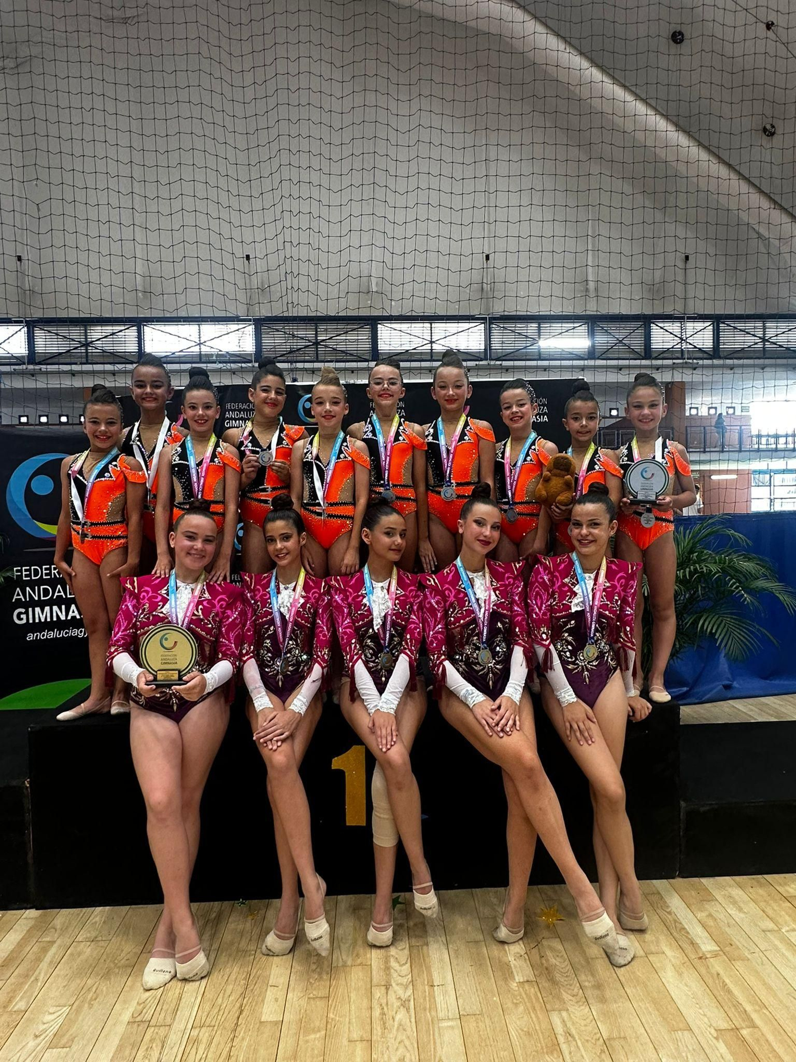 Podium veratense en la final del campeonato.