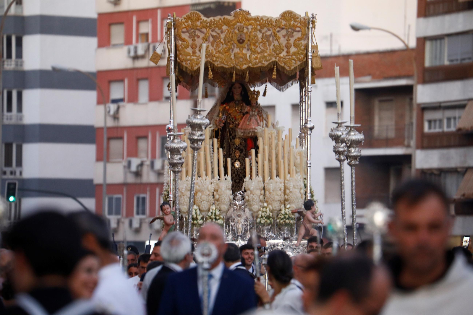 Las mejores fotos de la procesión de la Virgen del Carmen de San Cayetano de Córdoba