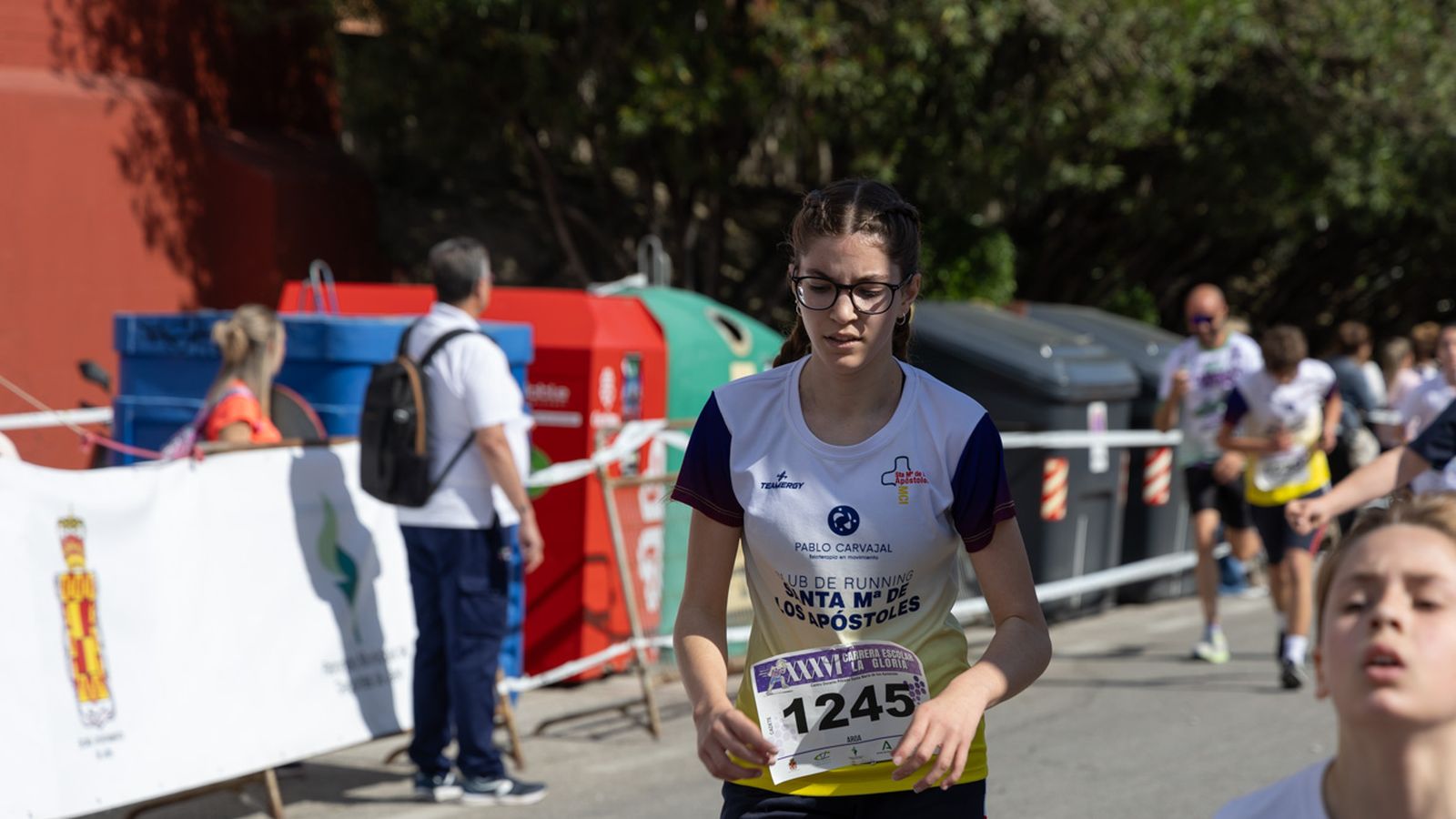 La carrera escolar de “La Gloria” que aúna inclusión y solidaridad, en imágenes