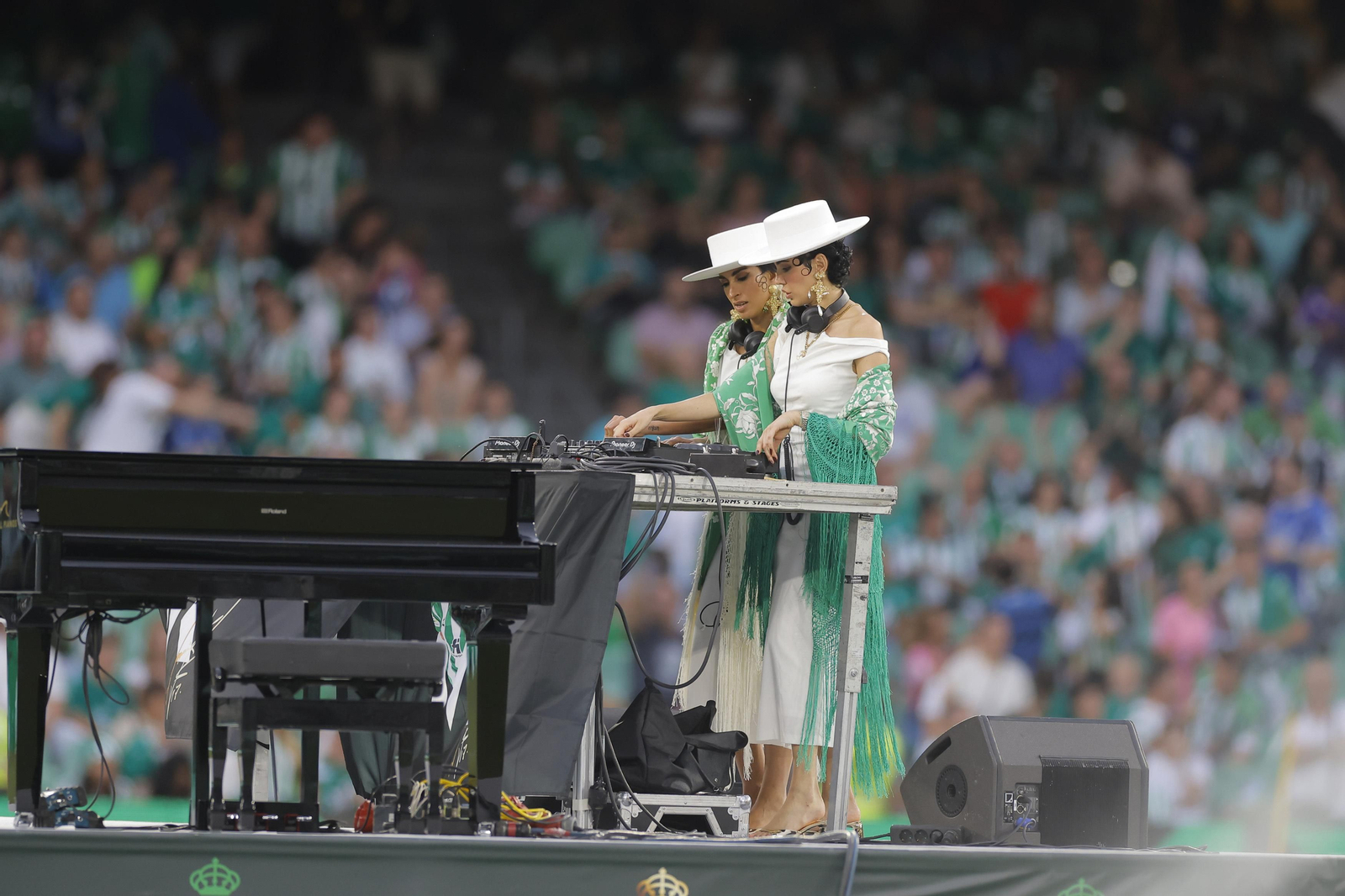 Búscate en las fotos de la despedida de Joaquín