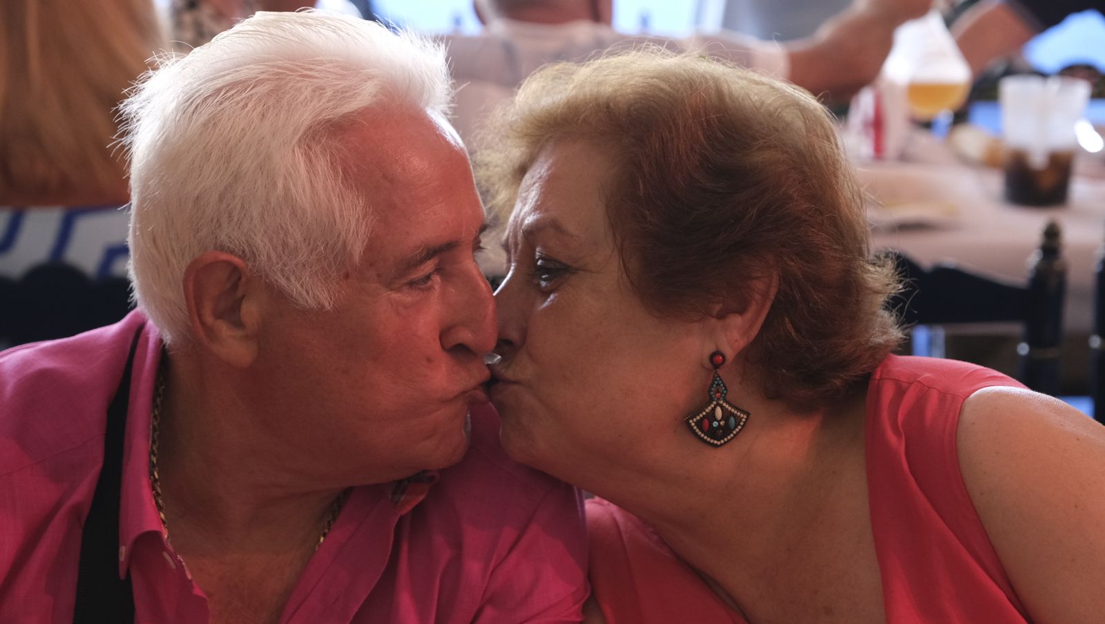 Imágenes de la comida homenaje a los mayores en la Caseta Municipal de la Feria de Almería 2022