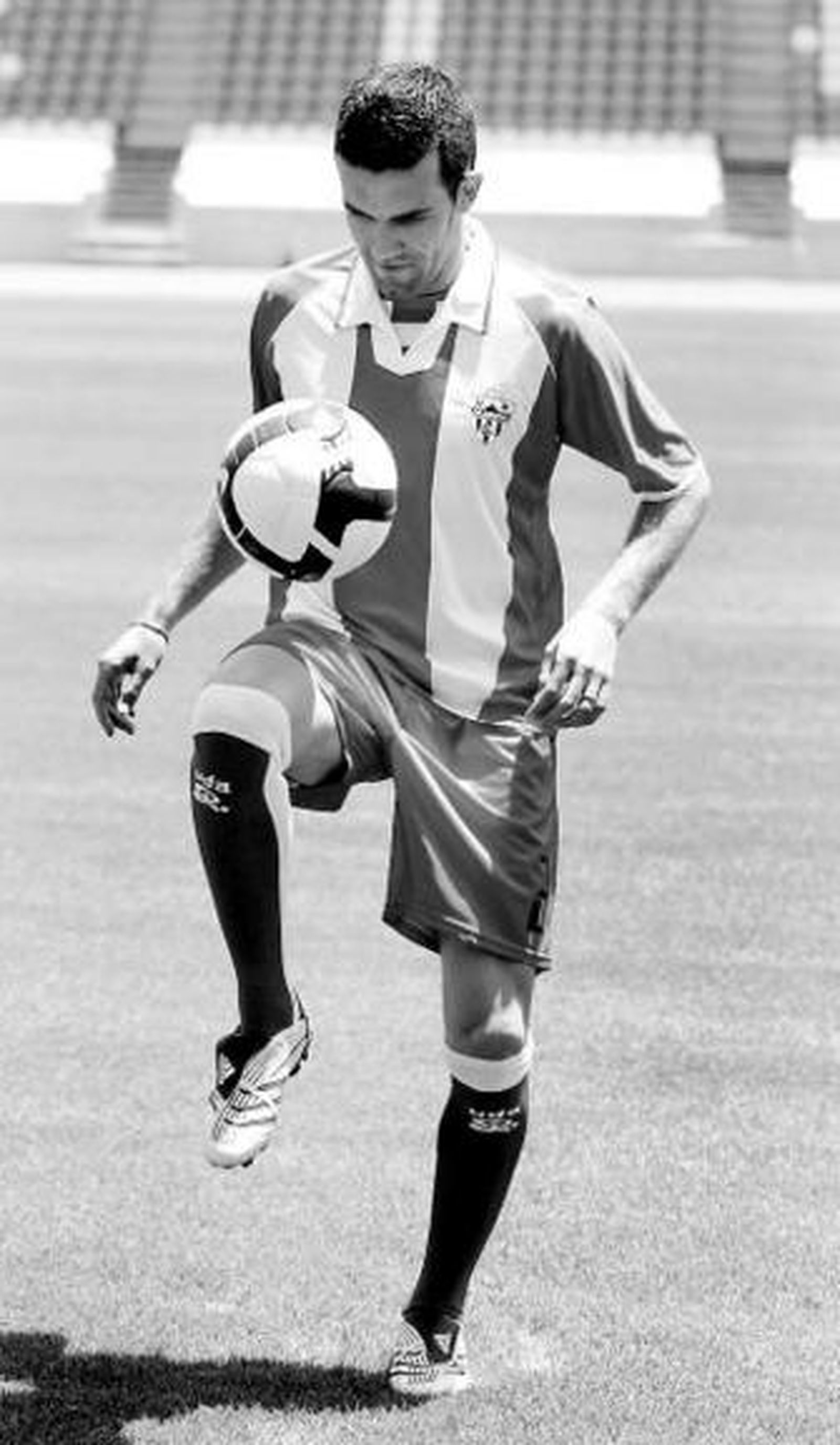 Julio Álvarez tiene muchísima clase.