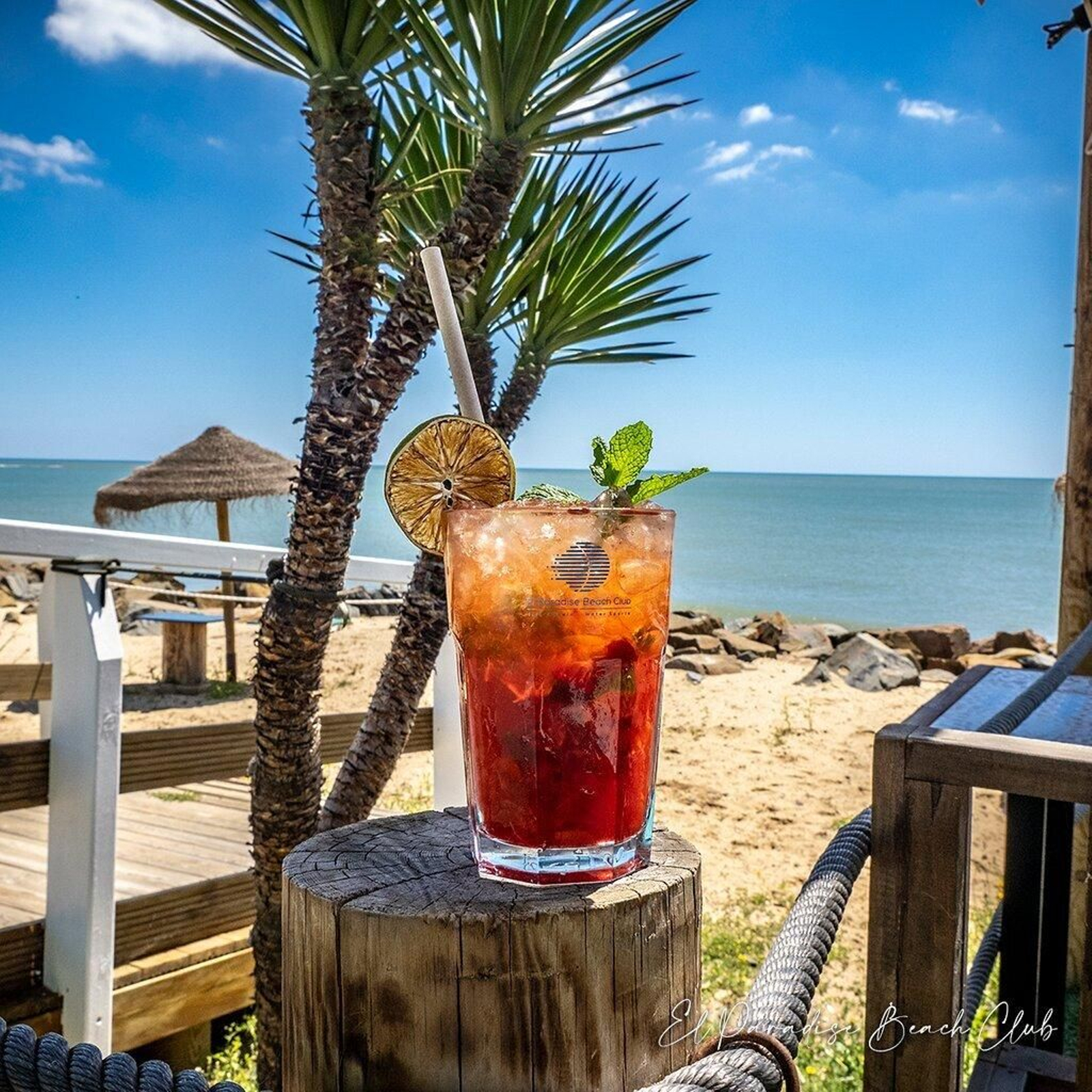 El Paradise Beach Club