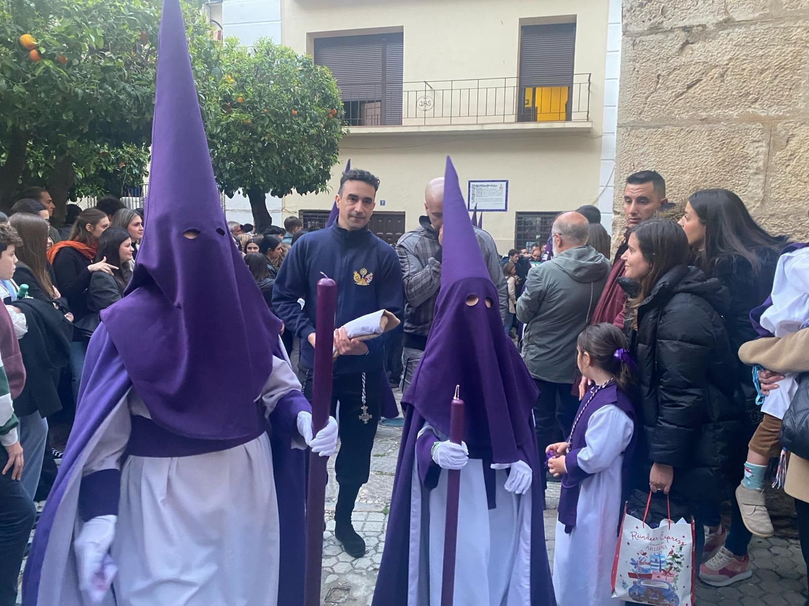 En imágenes: La Expiración trae de vuelta la ilusión de los cofrades jiennenses