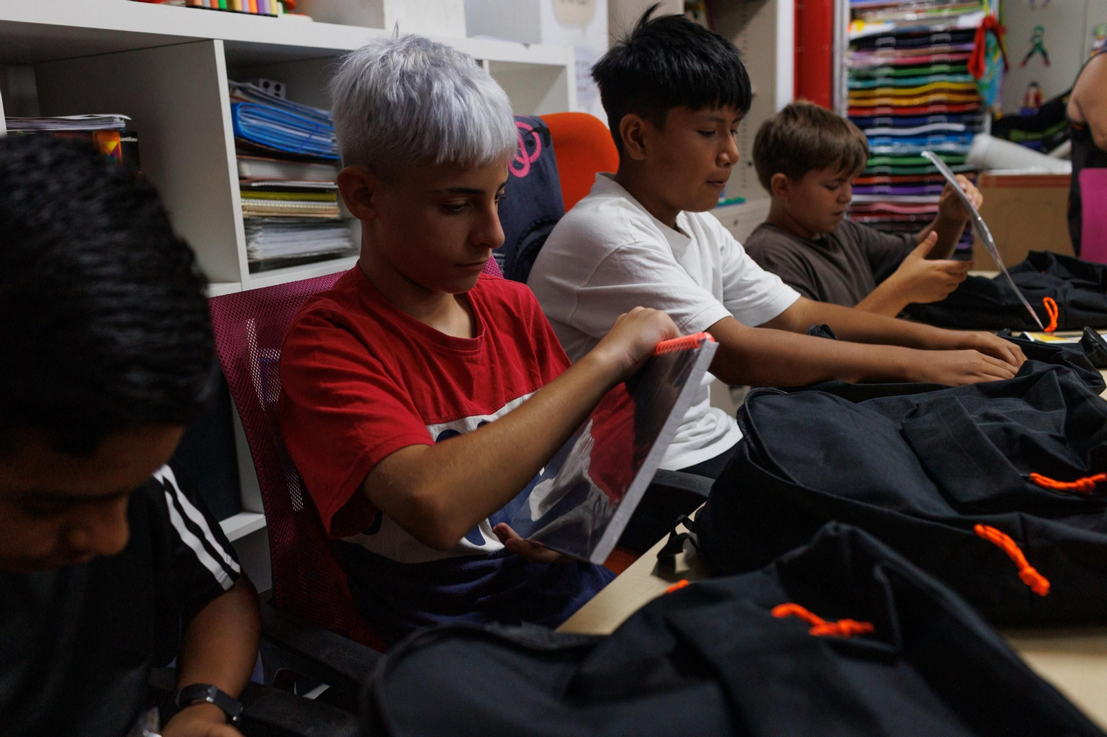 Caixa Proinfancia facilita la vuelta al cole a niños y niñas en situación de vulnerabilidad de Almería