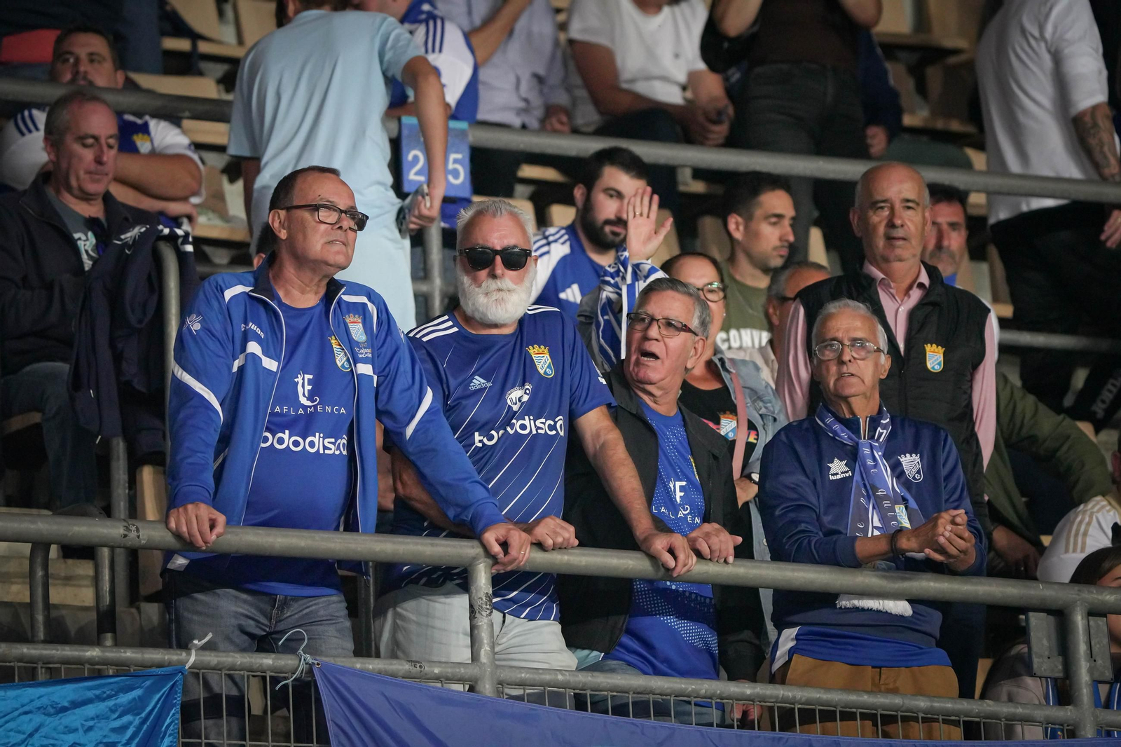 Búscate en el partido del Xerez CD - Minera
