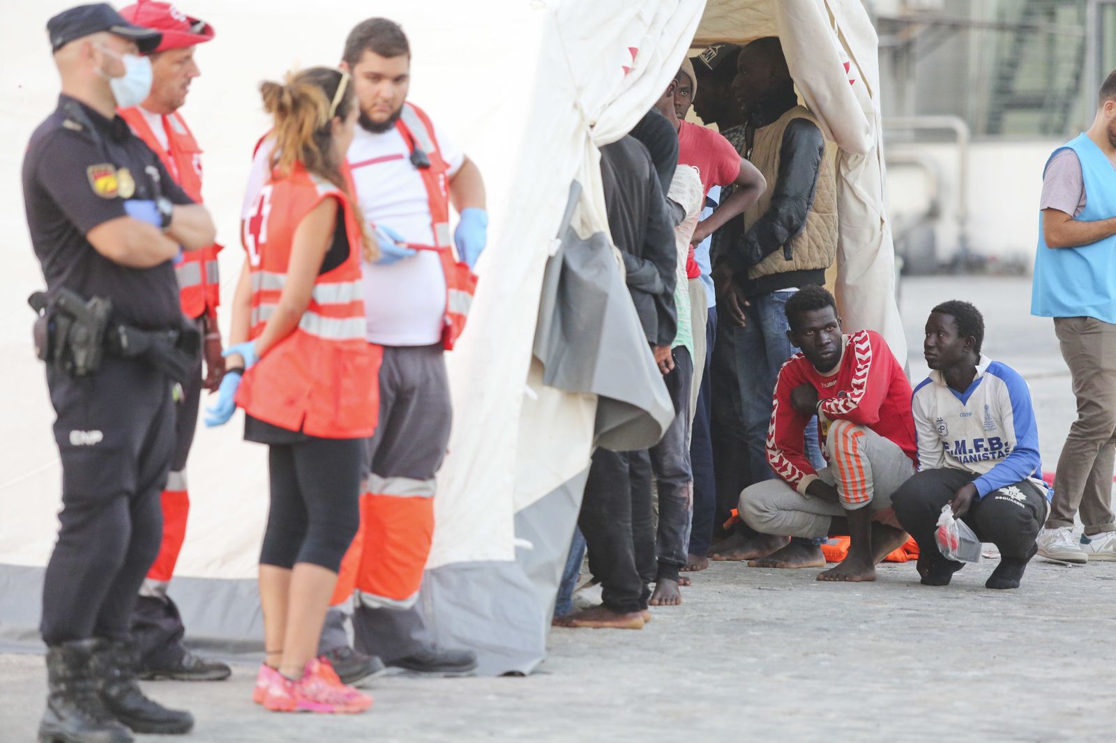 Llegada de patera al puerto de Málaga el 18 de julio de 2018