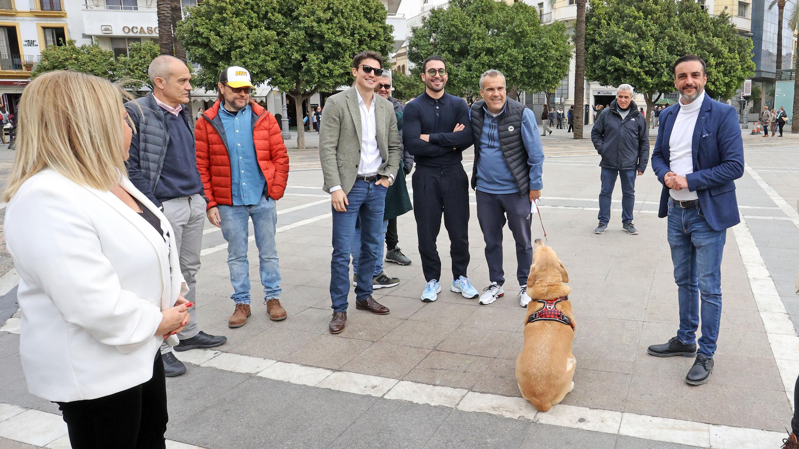 Visita a Jerez de famosos y artistas con el empresario José Luis López y Mamen Sánchez