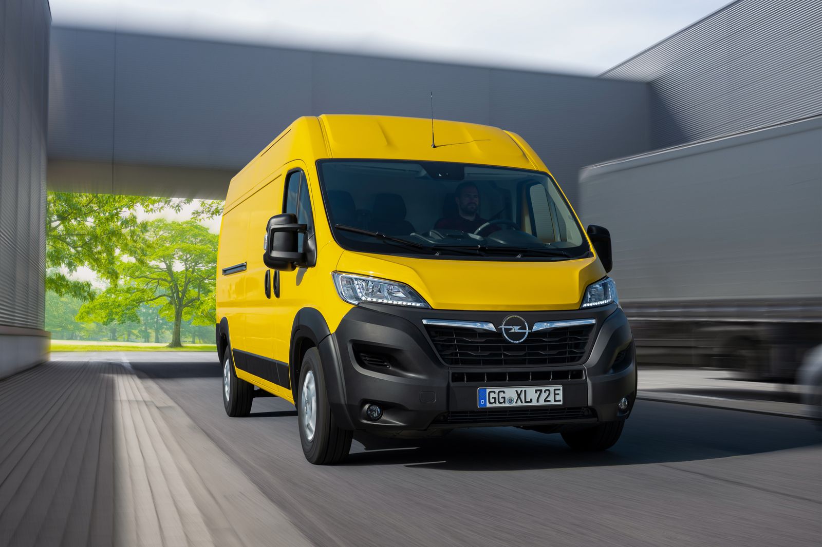 El nuevo Opel Movano tendrá versiones Diesel y eléctrica