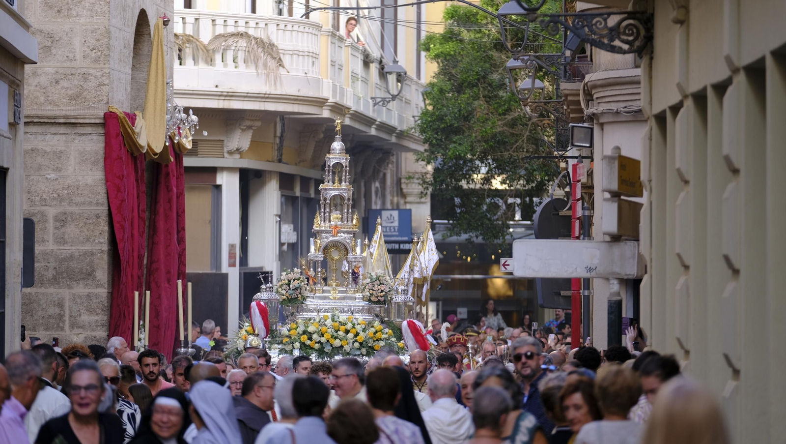 Procesión del Corpus Christi de Almería, en imágenes