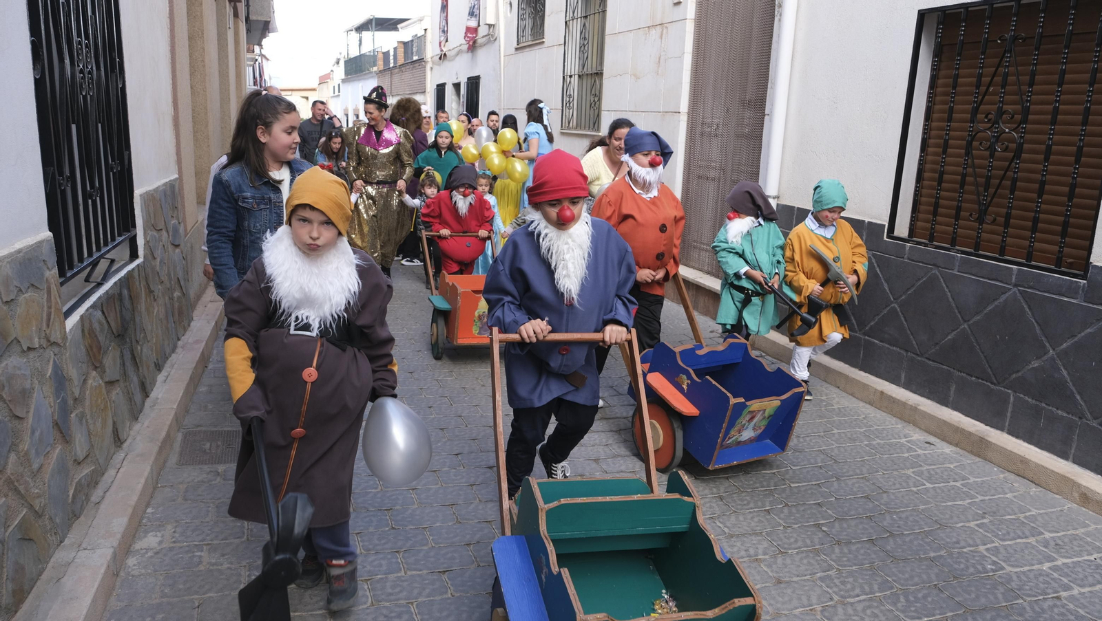 Imágenes del Pasacalles Infantil de las Fiestas de Abla