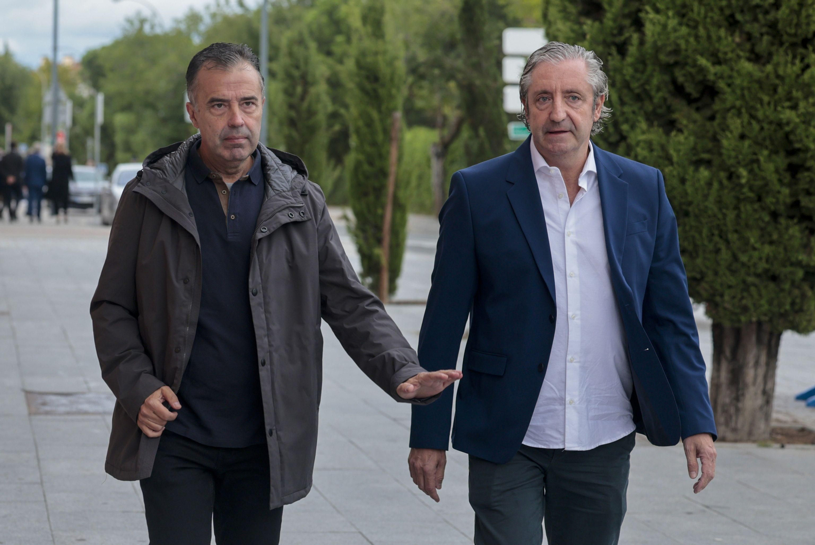 Dos compañeros de Castaño, José Antonio Luque y Josep Pedrerol