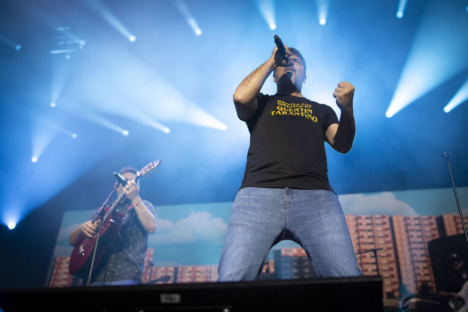 Estopa hace vibrar el ruedo de Granada: todas las imágenes