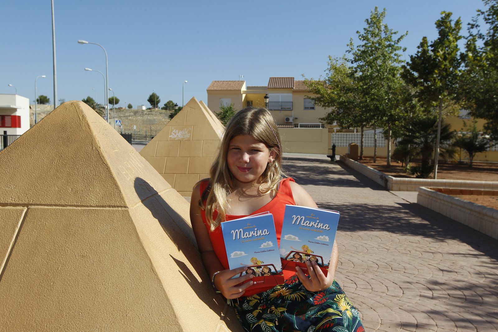 Marina Esteban Calatrava, autora de 'Las aventuras de Marina: Un verano inolvidable'