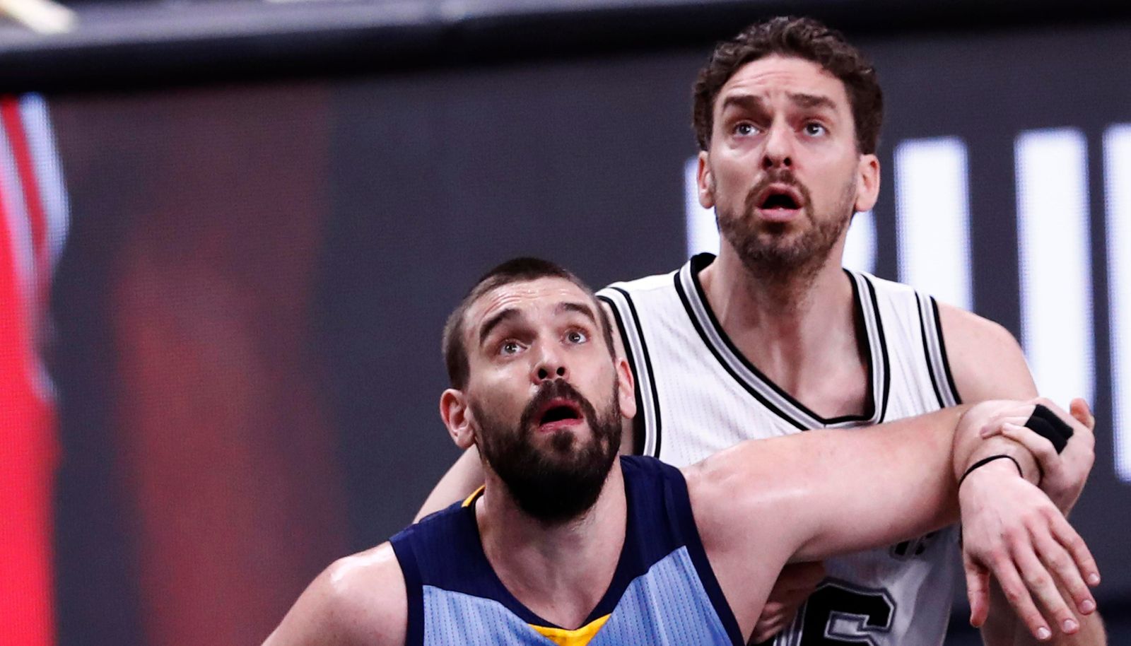 Pau y Marc Gasol.