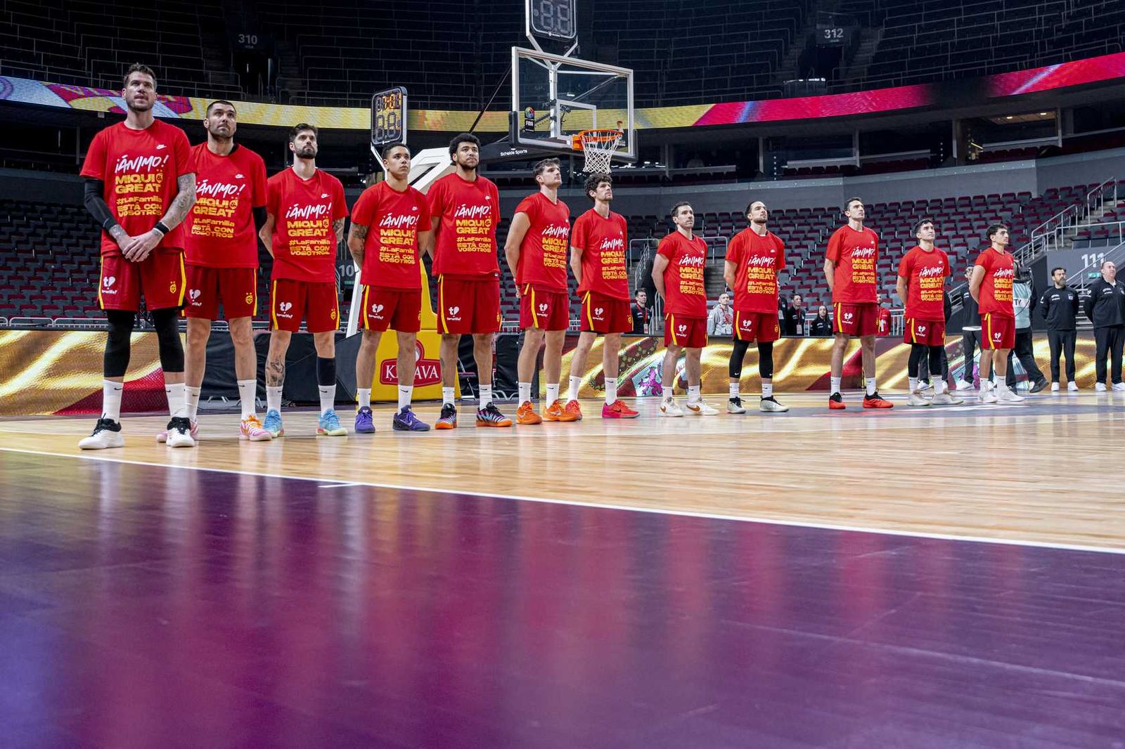 Buen papel de Francis Alonso en el triunfo de España ante la Ucrania de Daniil Shelist (66-86)