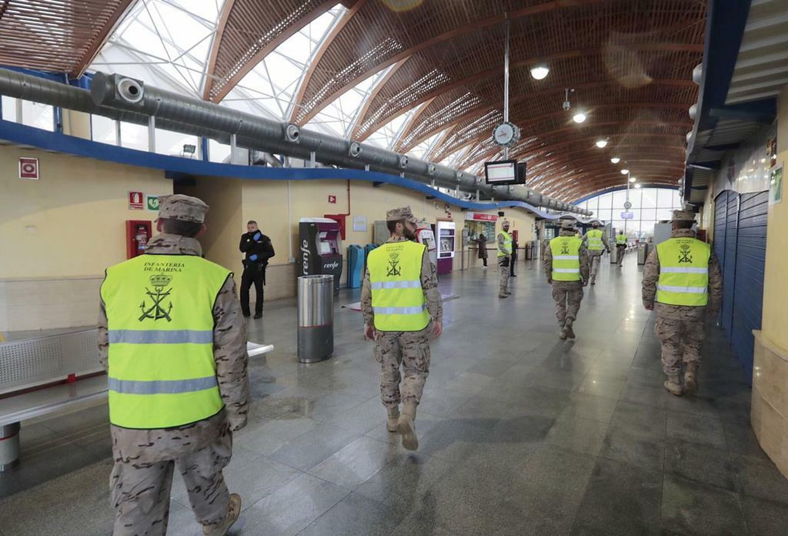 La Infantería de Marina comienza a desplegarse por la Bahía de Cádiz