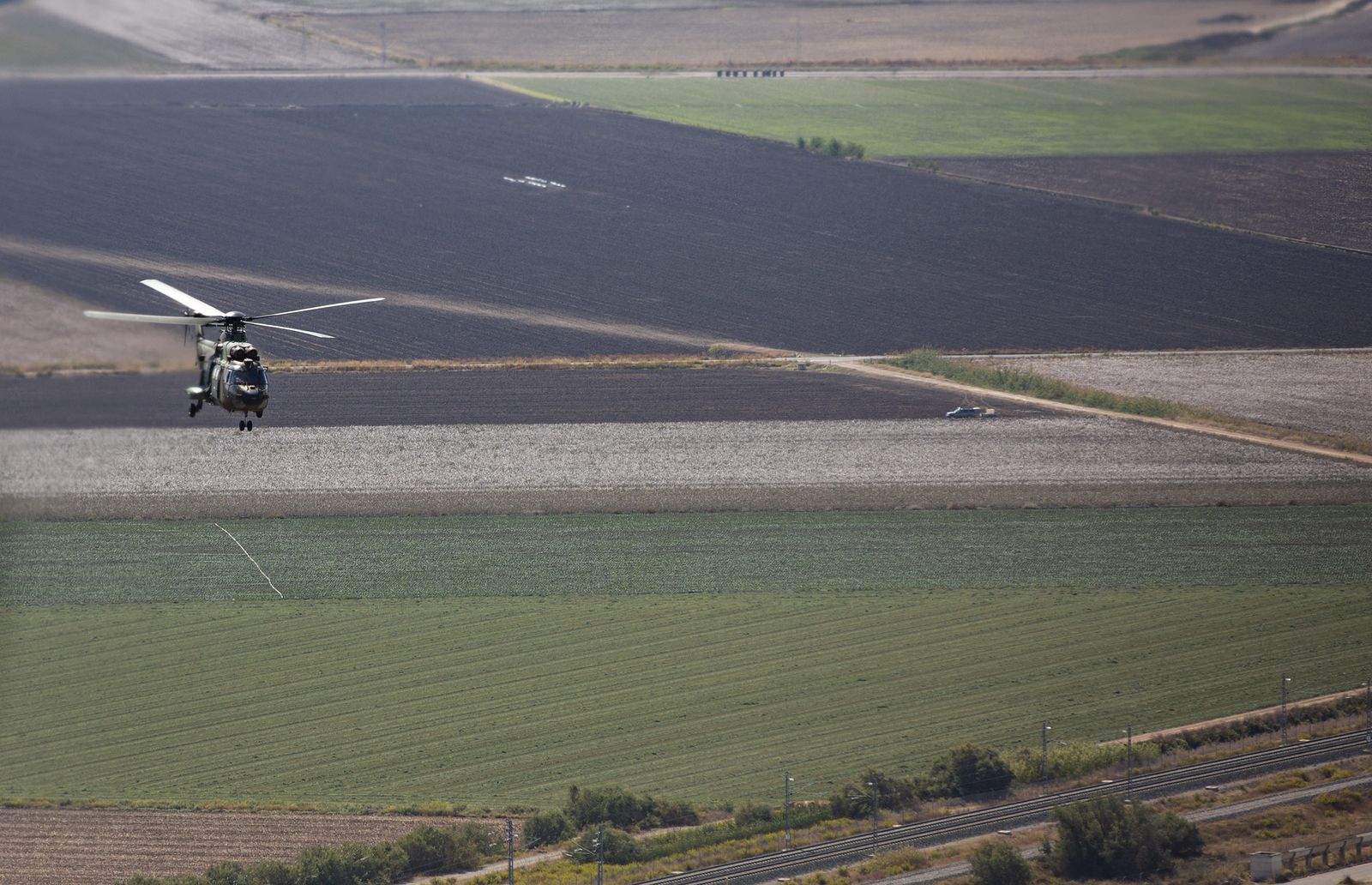 Entrenamiento del Ejército en el río Guadalquivir