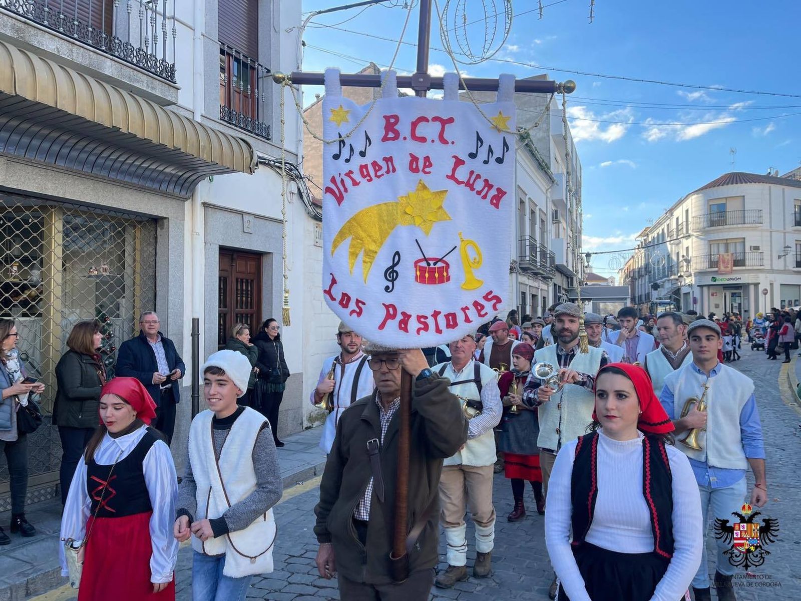 La Cabalgata de Reyes de Villanueva de Córdoba, en imágenes