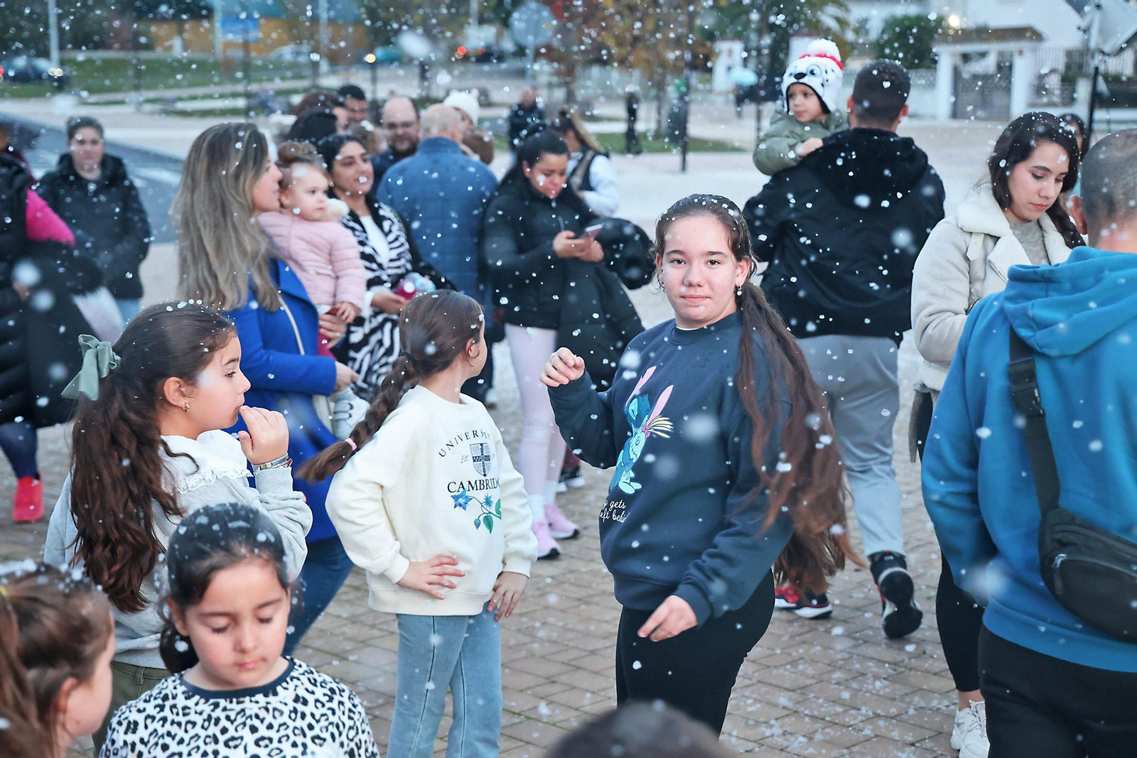 Imágenes de la nevada en el Convento de las Oblatas