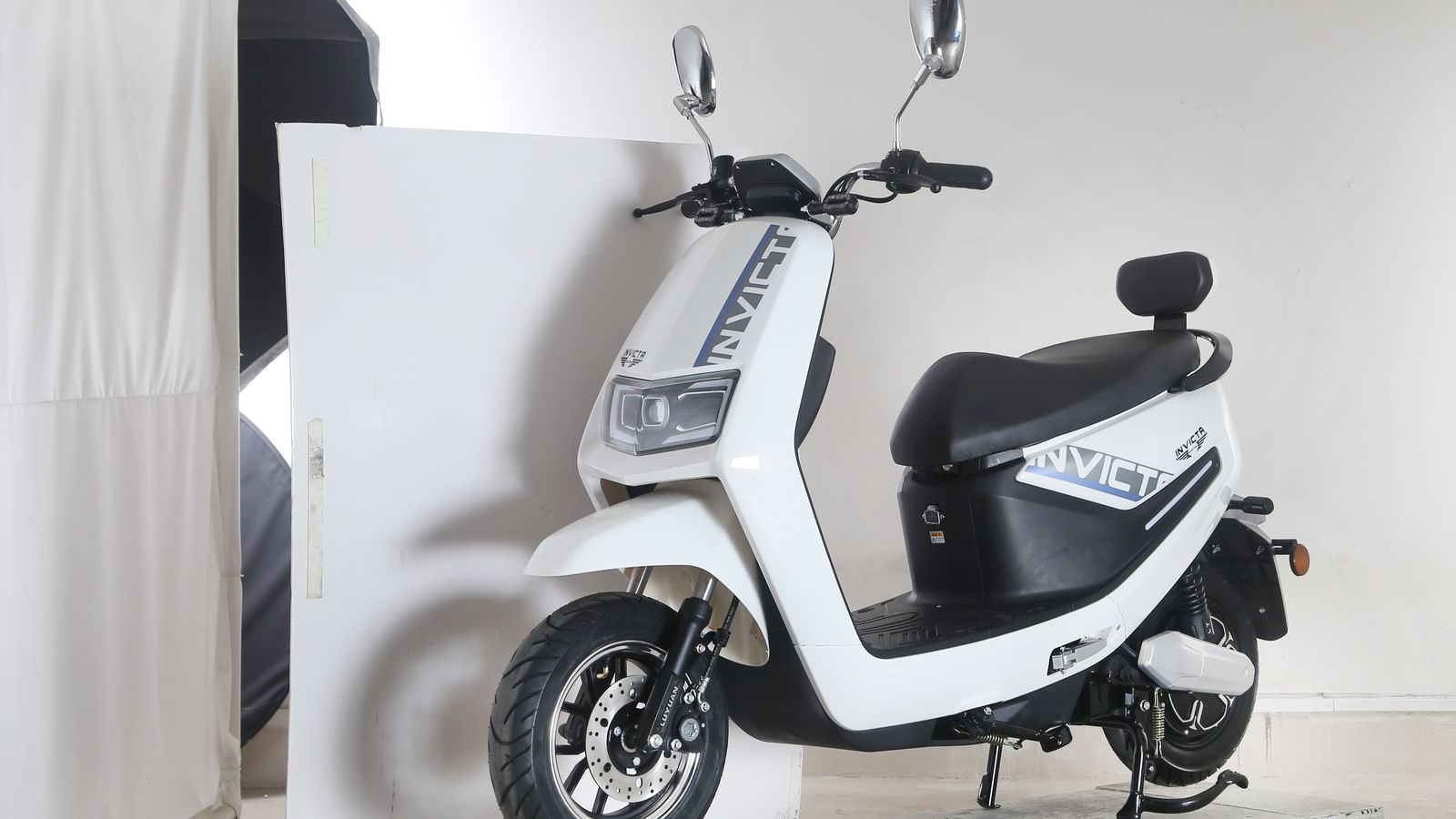 El Utrera quiere ser el escalón básico de la gama dirigido, fundamentalmente, a un público joven.