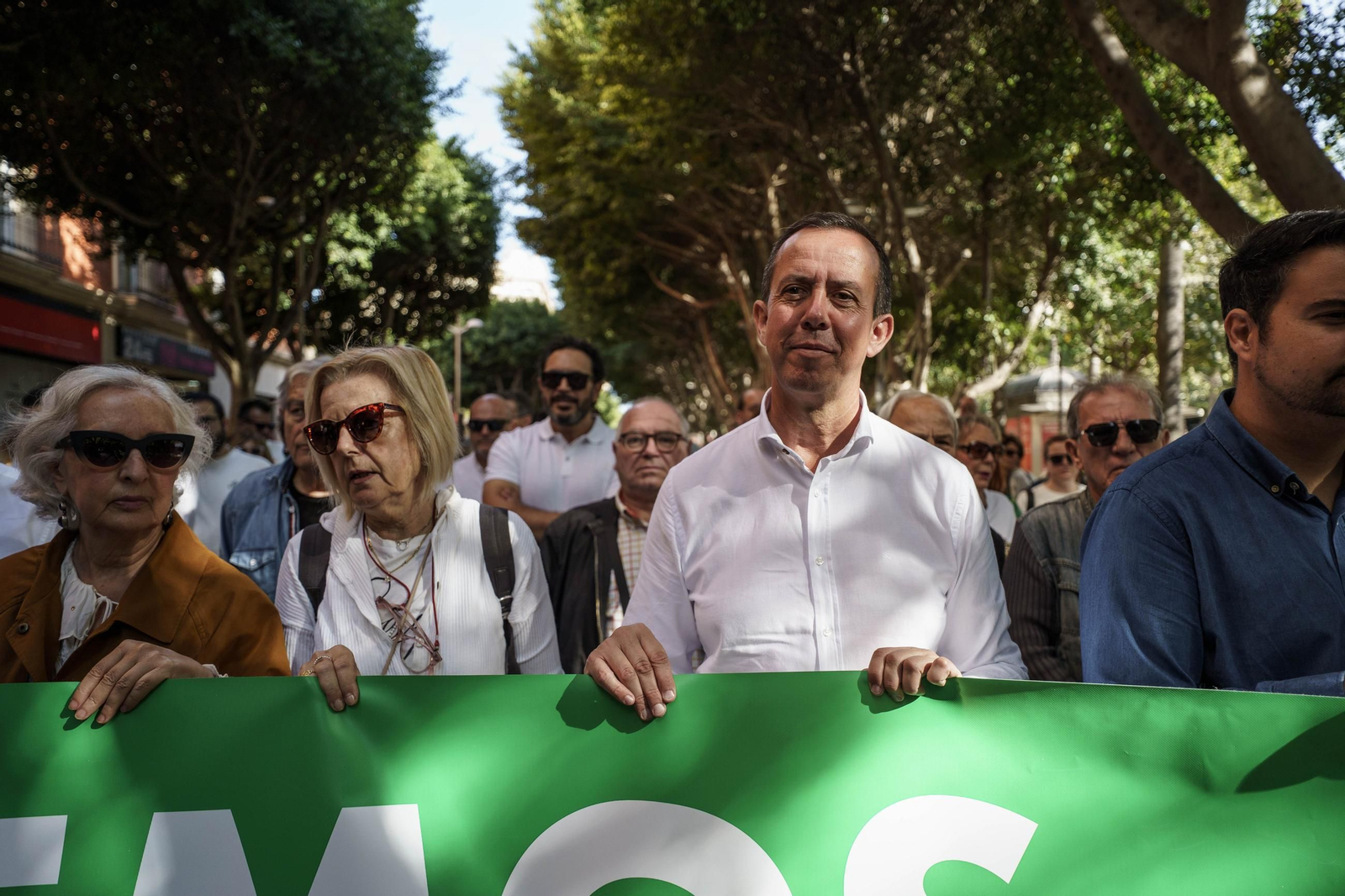 "La sanidad se defiende, gobierne quien gobierne", Almería se lanza a las calles por la sanidad pública