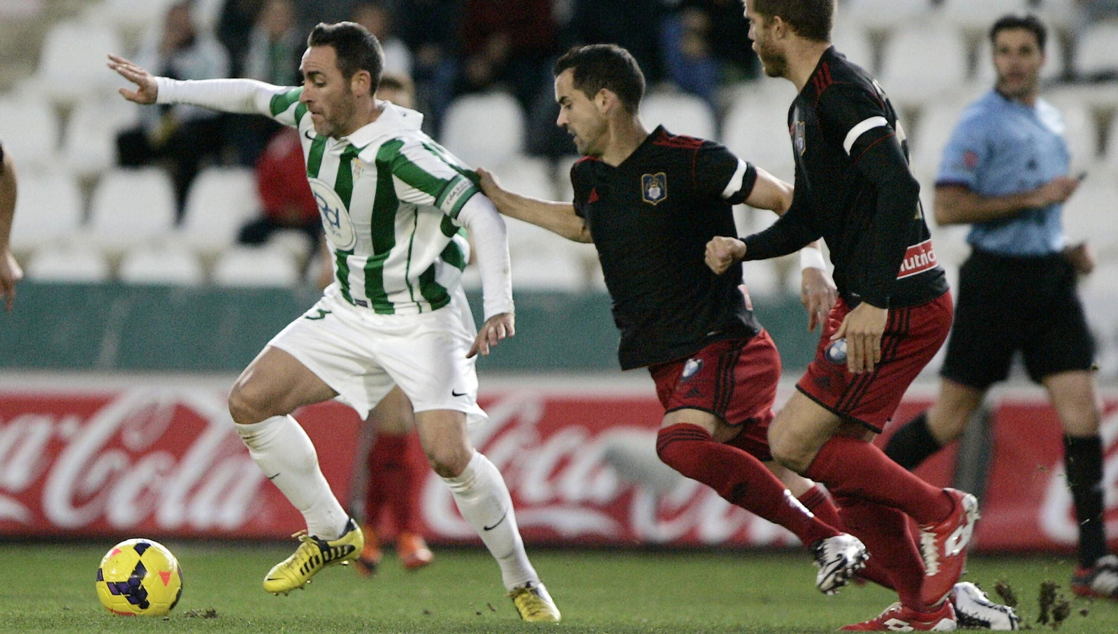 Abel Gómez, ahora técnico del Recreativo de Huelva, con la camiseta del Córdoba CF en 2014.