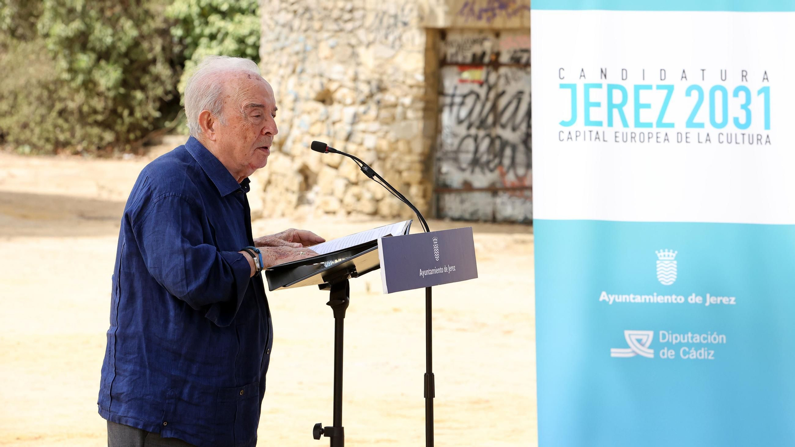 Imágenes del homenaje a Shakespeare en el monumento del parque González Hontoria de Jerez