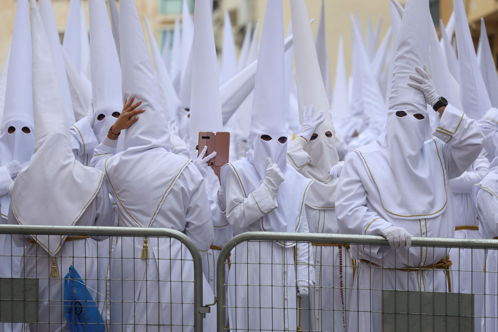 El Rocío en el Martes Santo de Málaga, en fotos