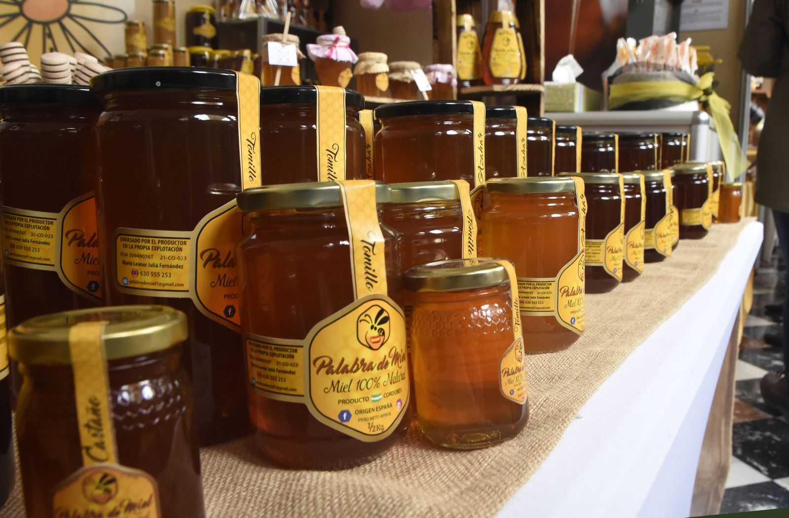 Un expositor en una edición pasada de Expomiel.