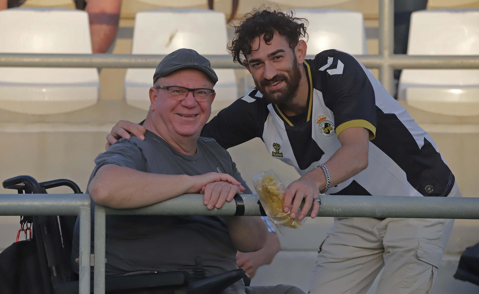 Búscate en el Ciudad de La Línea durante el Balona - Ceuta B
