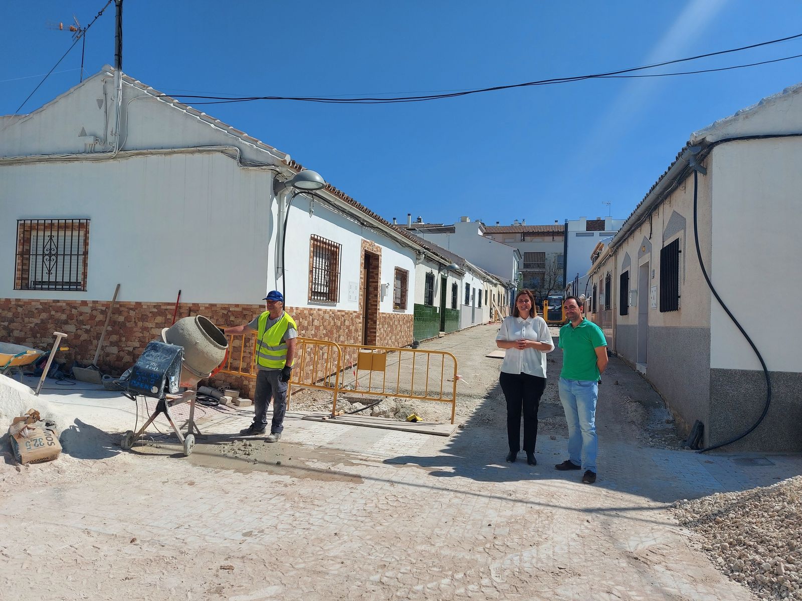 Un momento de la visita a las obras.