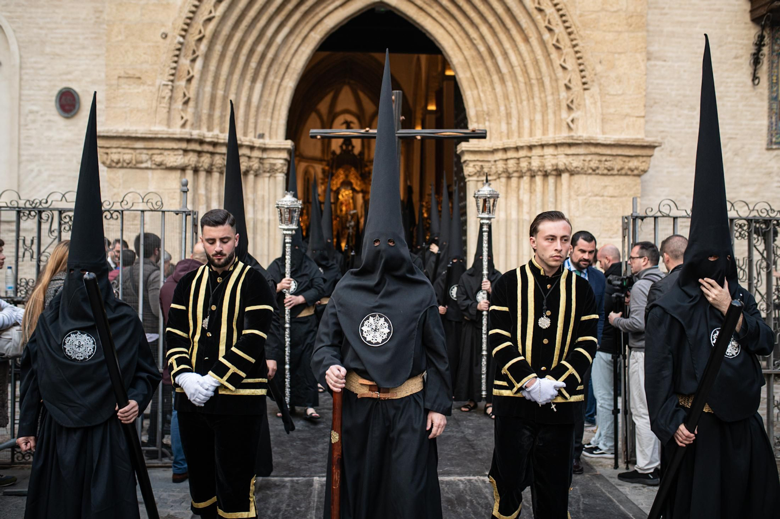 La Hermandad de los Javieres en la Semana Santa de Sevilla 2025